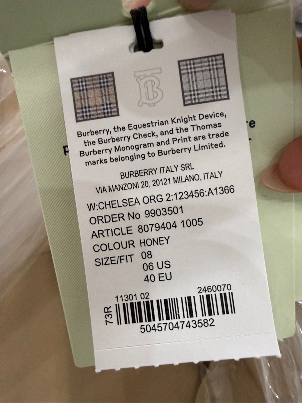 Brand New Burberry Chelsea trench coat - Picture 8 of 9